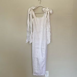DISSH White Linen Bow Dress